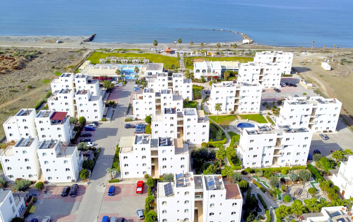 Апартаменты 3+1 в Aphrodite Beach Resort на берегу моря