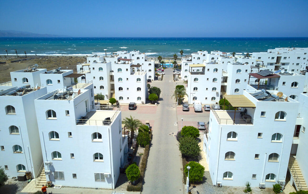 Апартаменты 3+1 в Aphrodite Beach Resort на берегу моря