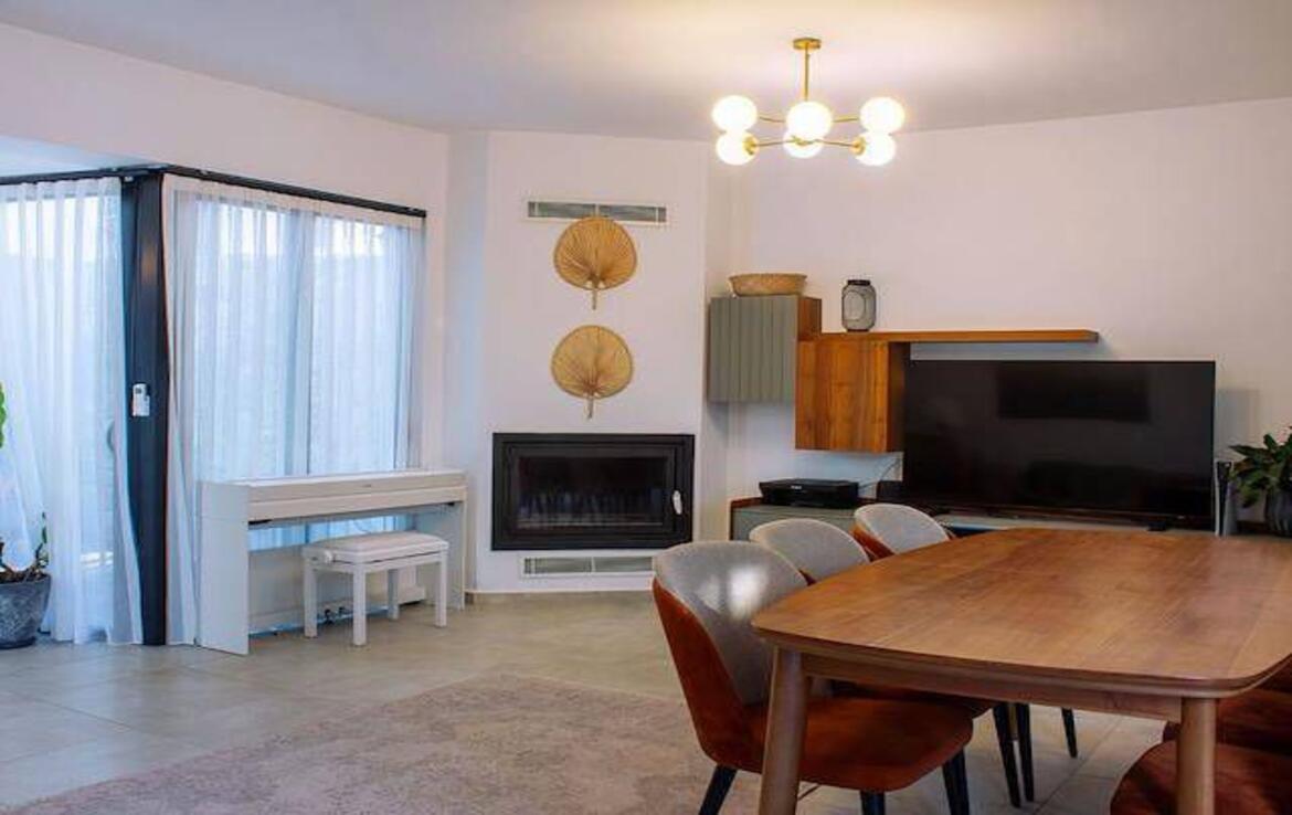 Комфортабельная вилла 3+1 в Доганкой