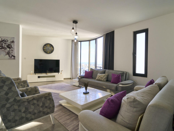 Аренда квартиры 3+1 в CC Towers с видом на море