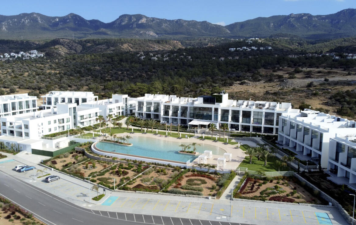 Апартаменты 2+1 с террасой на крыше в Sun Valley Cove Garden