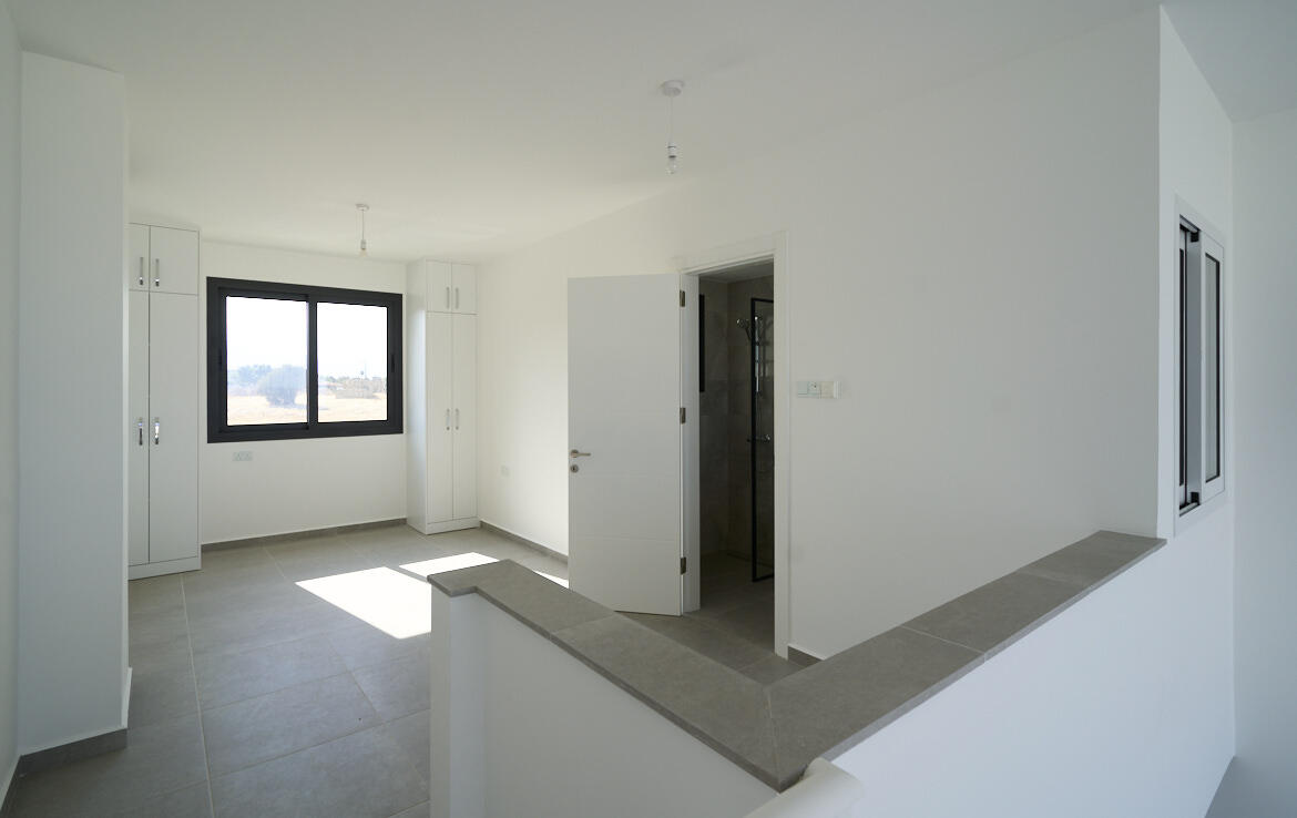 Апартаменты 2+1 с террасой на крыше в Sun Valley Cove Garden
