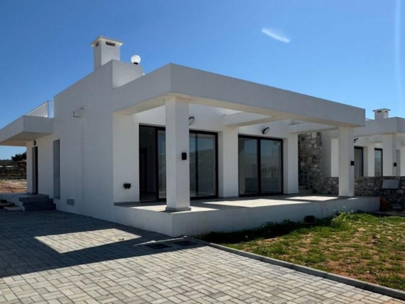 Двухкомнатное бунгало в комплексе Green&Blue