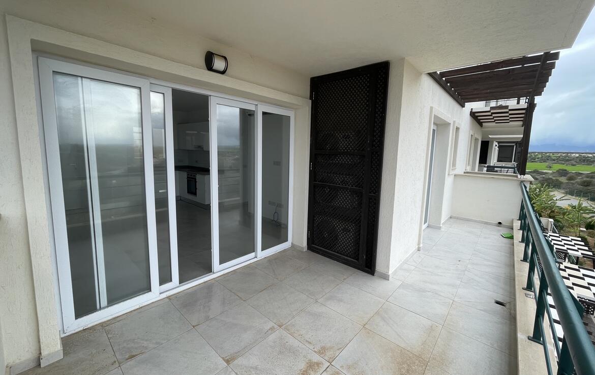 Недвижимость Северного Кипра у моря — квартира 2+1 в комплексе Thalassa Beach Resort