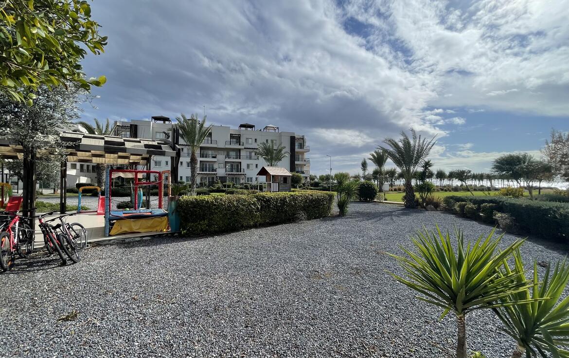 Недвижимость Северного Кипра у моря — квартира 2+1 в комплексе Thalassa Beach Resort